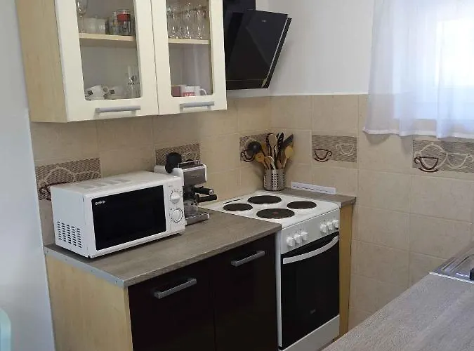 In - Balaton 43111 Hébergement de vacances