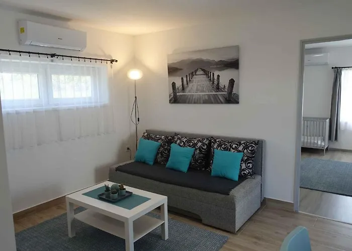 In - Balaton 43111 *